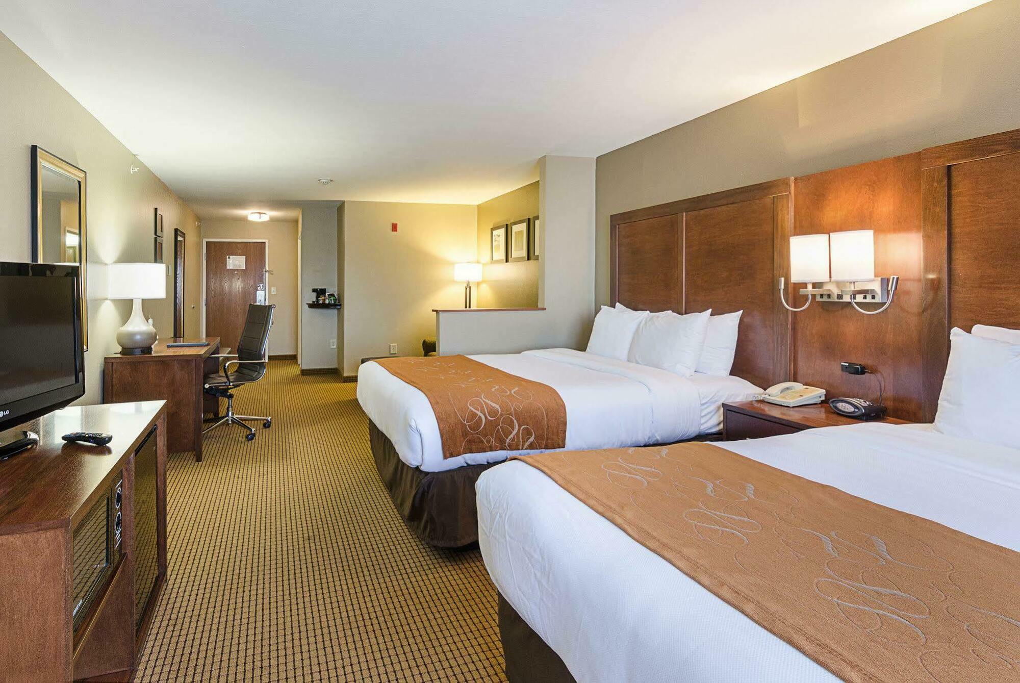 คอมฟอร์ต สวีตส์ Hotel วิธวิลล์ ภายนอก รูปภาพ